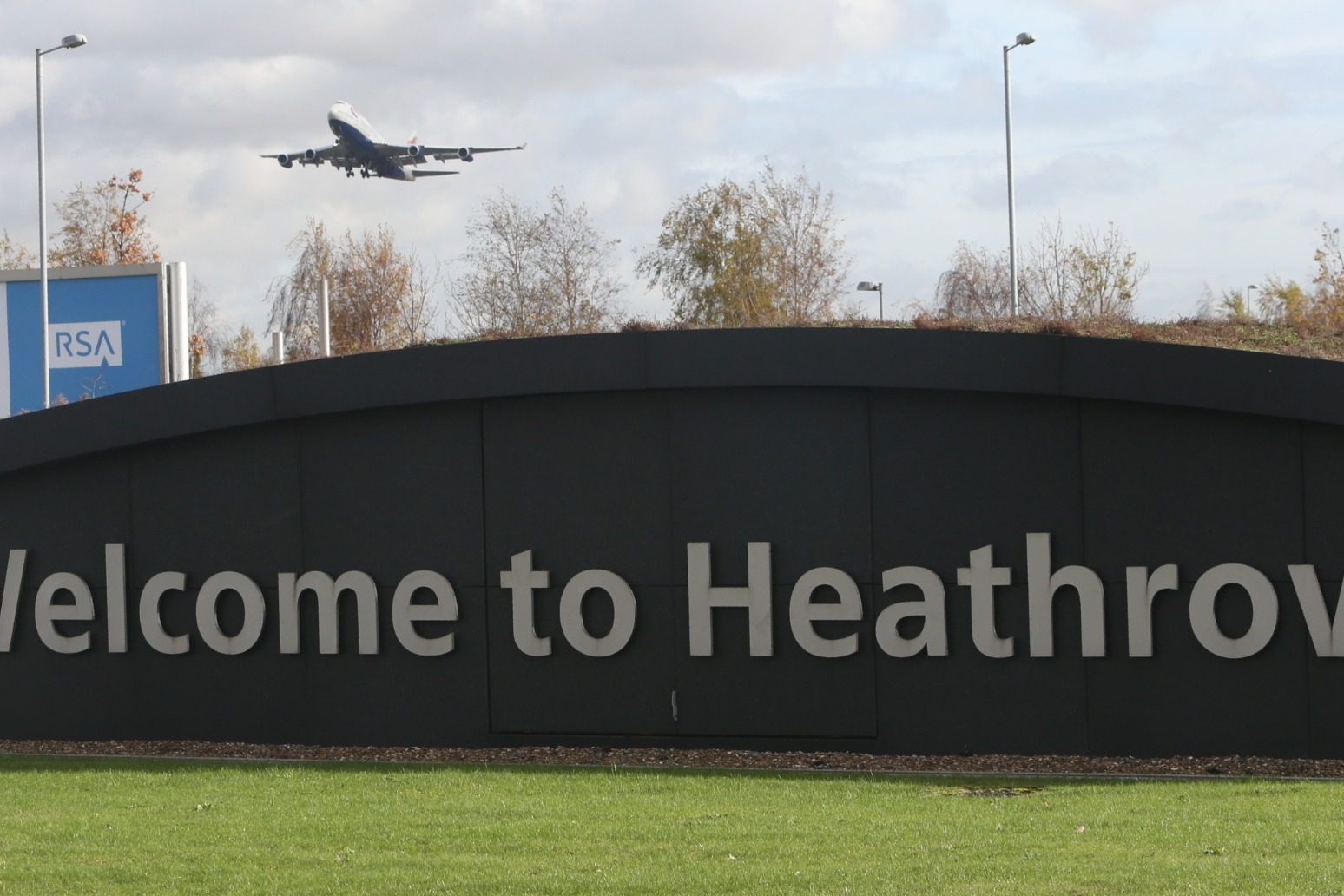Heathrow ready for ‘successful Easter getaway’ after chaos of 2022 