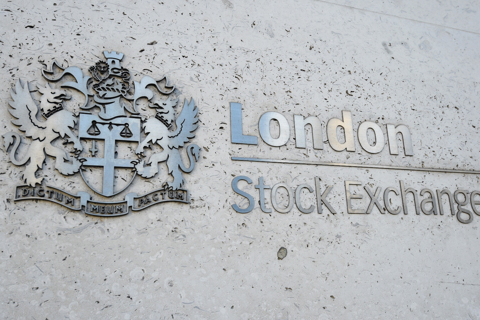 More than £50bn wiped off FTSE 100 in Monday trading 