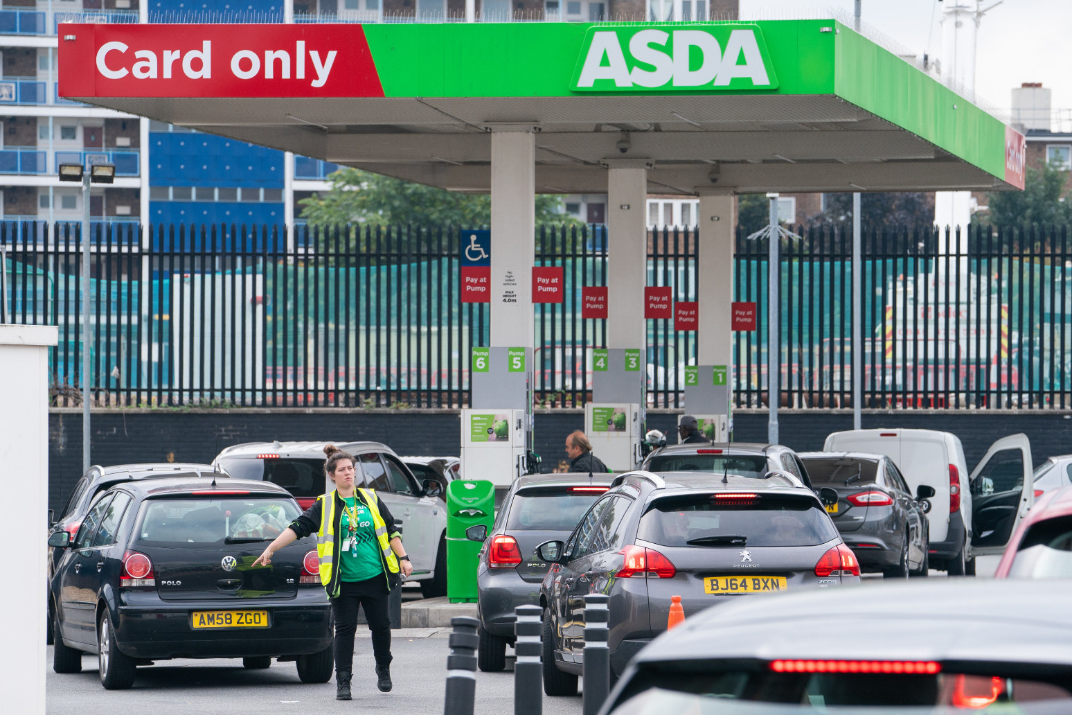 Shoppers in 13 areas ‘could face higher prices’ from Asda petrol station deal 