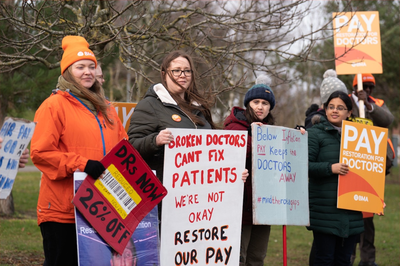Tens of thousands of junior doctors on strike across England 