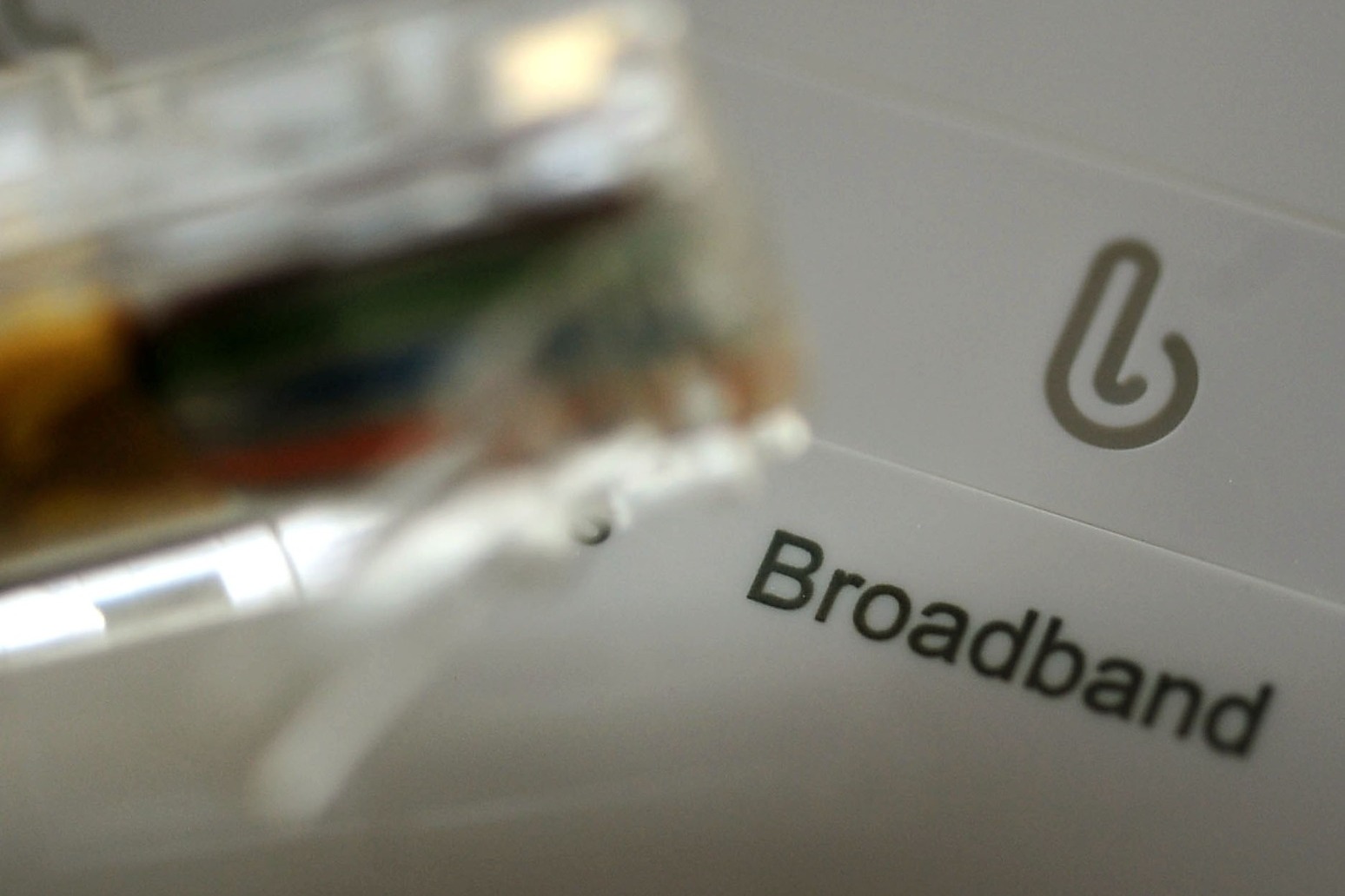 One million cut broadband access amid cost-of-living crisis – survey 
