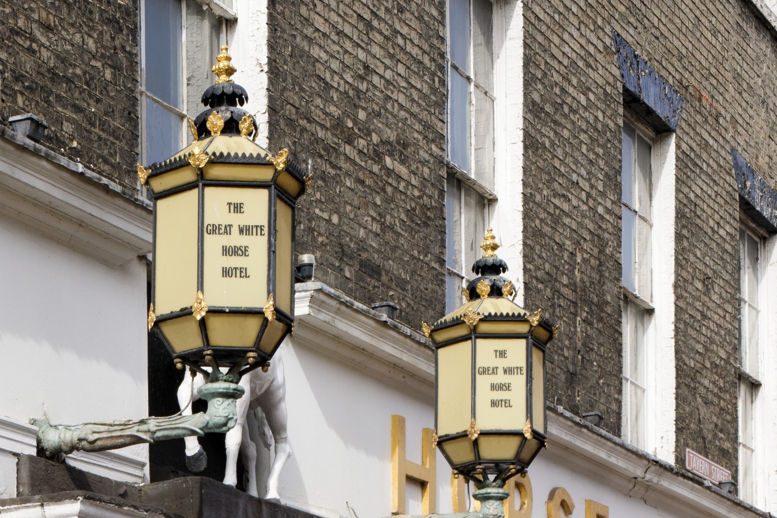 Hotel which hosted British stars and inspired Dickens’ first novel named at risk 