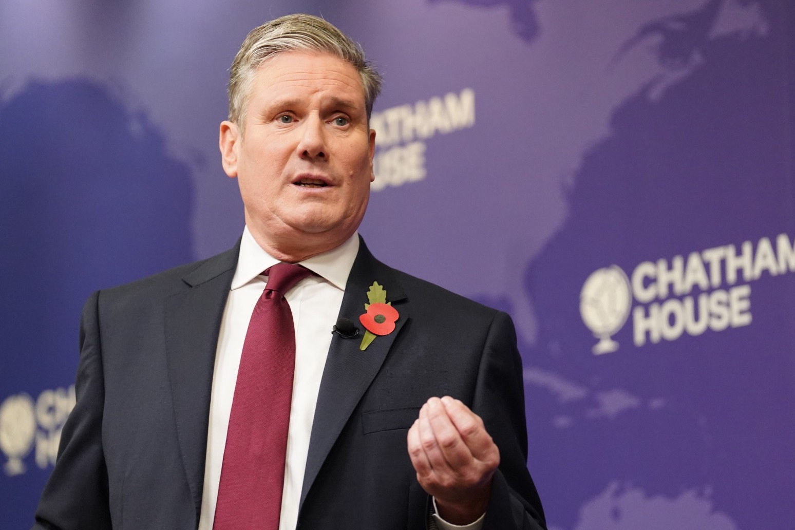 Starmer sticks to Gaza position after councillors quit Labour 