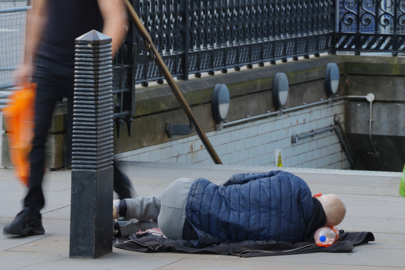 Migrants and homeless people cleared out of Paris during Olympics 