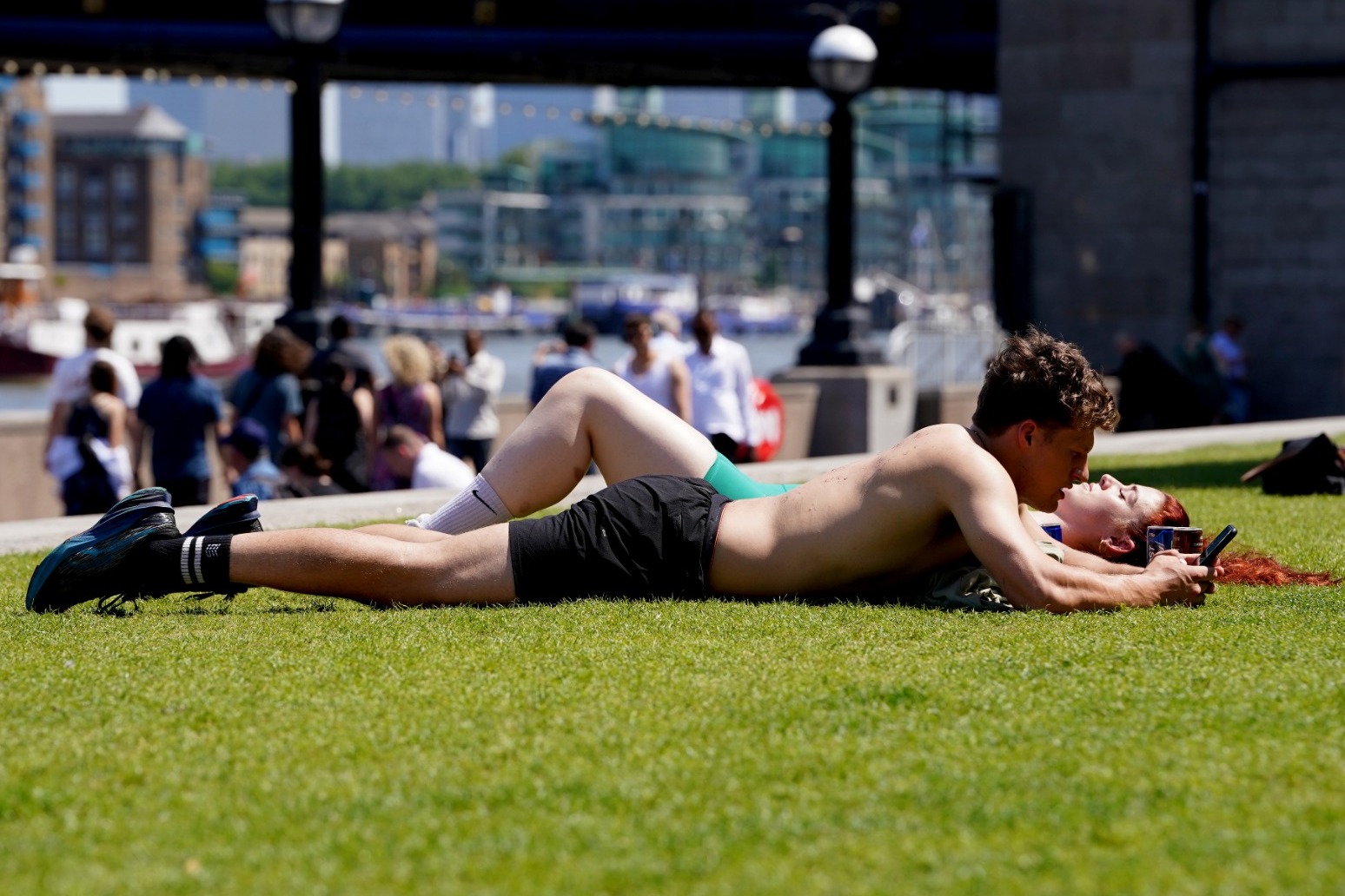 Temperatures to drop after hottest day of the year 