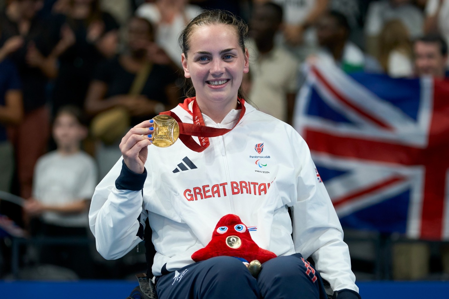 Poppy Maskill and Tully Kearney claim ParalympicsGB’s first golds in Paris 