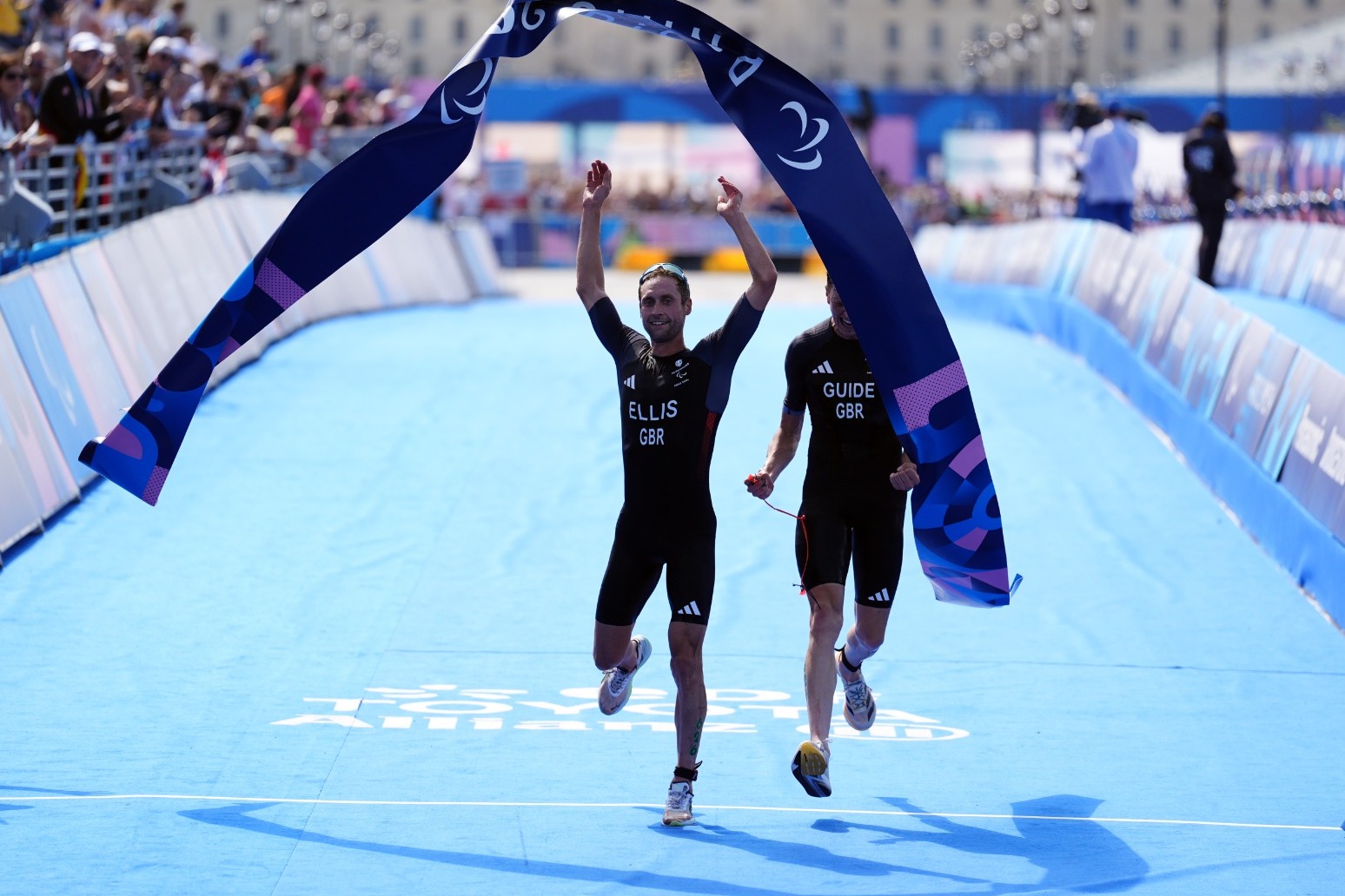 Britain enjoy double Paralympic triathlon glory in Paris 