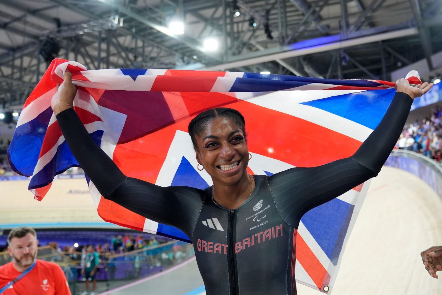 Kadeena Cox secures Paralympic redemption by retaining mixed team sprint title 